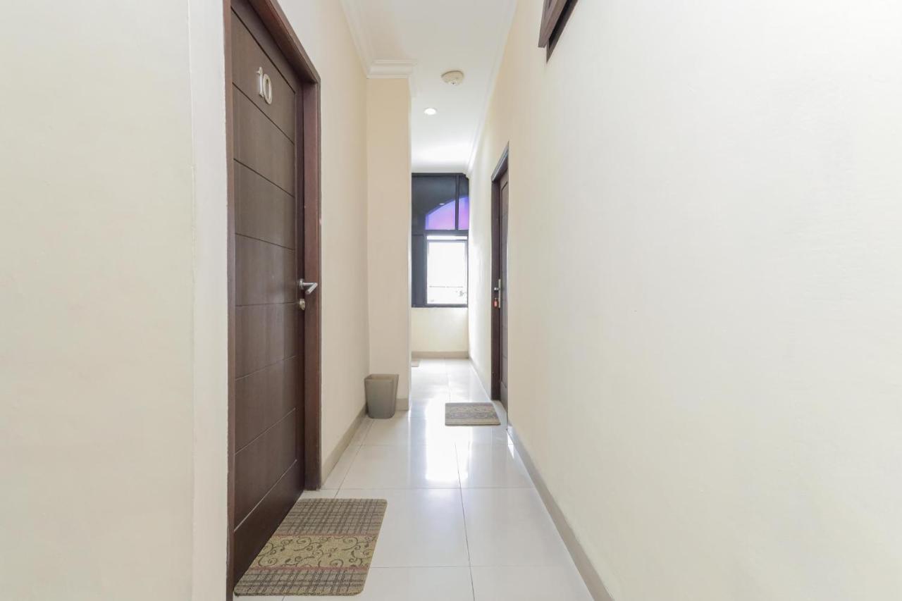 فندق Reddoorz Syariah Near Stasiun Karet جاكرتا المظهر الخارجي الصورة